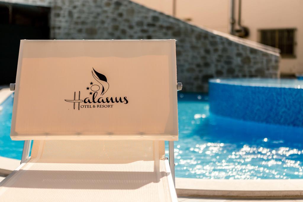 Halanus Hotel And Resort Alanno Exterior photo